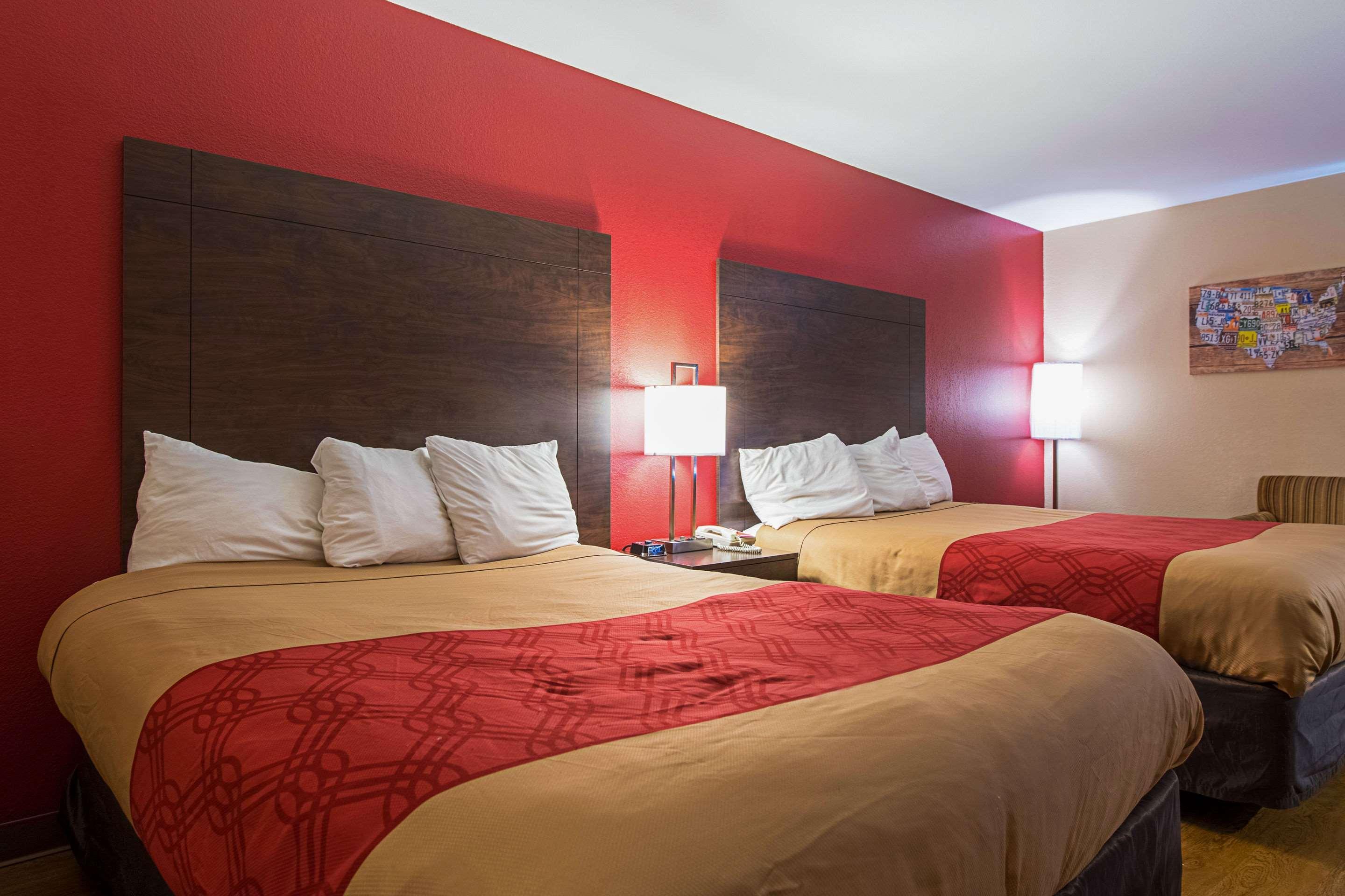 Econo Lodge Buckley Εξωτερικό φωτογραφία