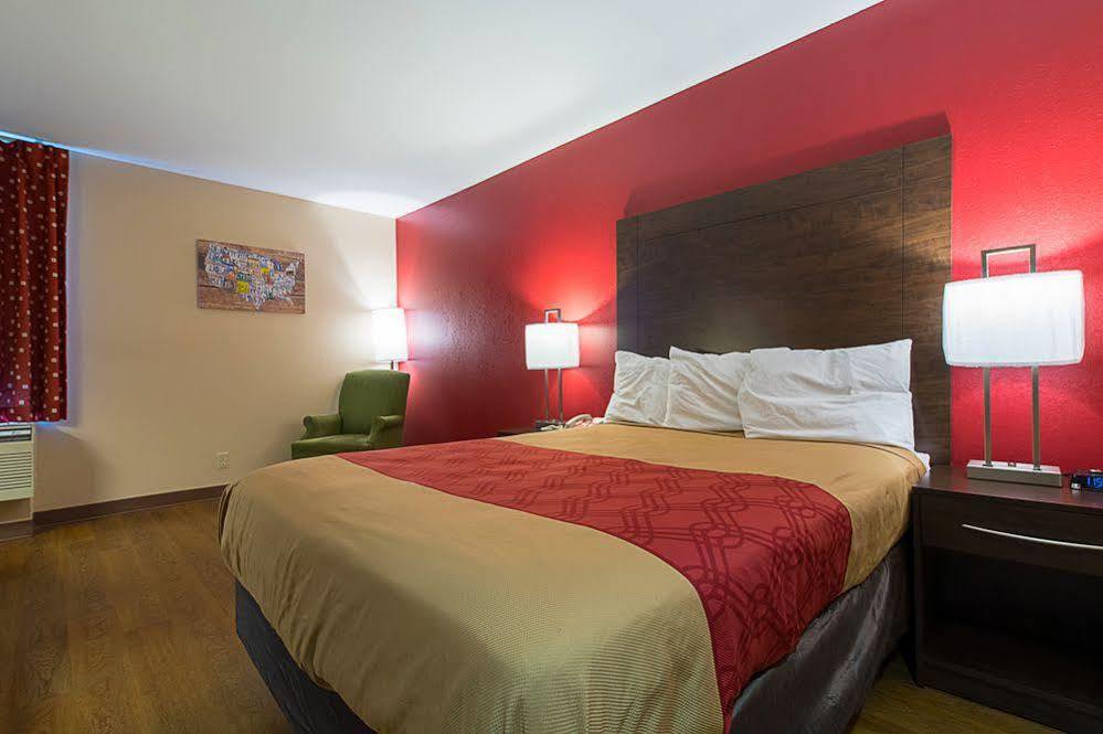 Econo Lodge Buckley Εξωτερικό φωτογραφία